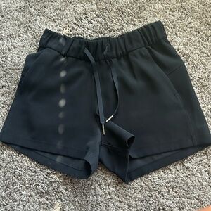 lululemon on the fly shorts